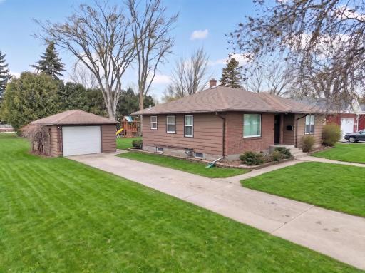 707 W Alcott Avenue, Fergus Falls, MN 56537