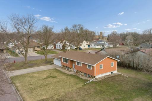402 E 2nd Street N, Truman, MN 56088