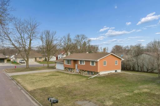 402 E 2nd Street N, Truman, MN 56088