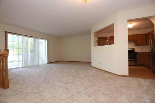 7689 Nicholas Way, Chanhassen, MN 55317