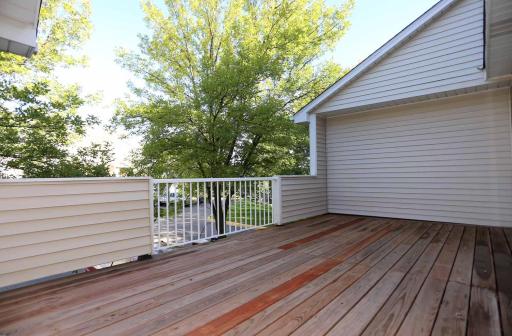 7689 Nicholas Way, Chanhassen, MN 55317