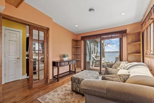 Slide that door open and let Lake Francis pour into the room.
