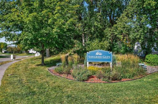 8983 Sawgrass Glen N, Maple Grove, MN 55311