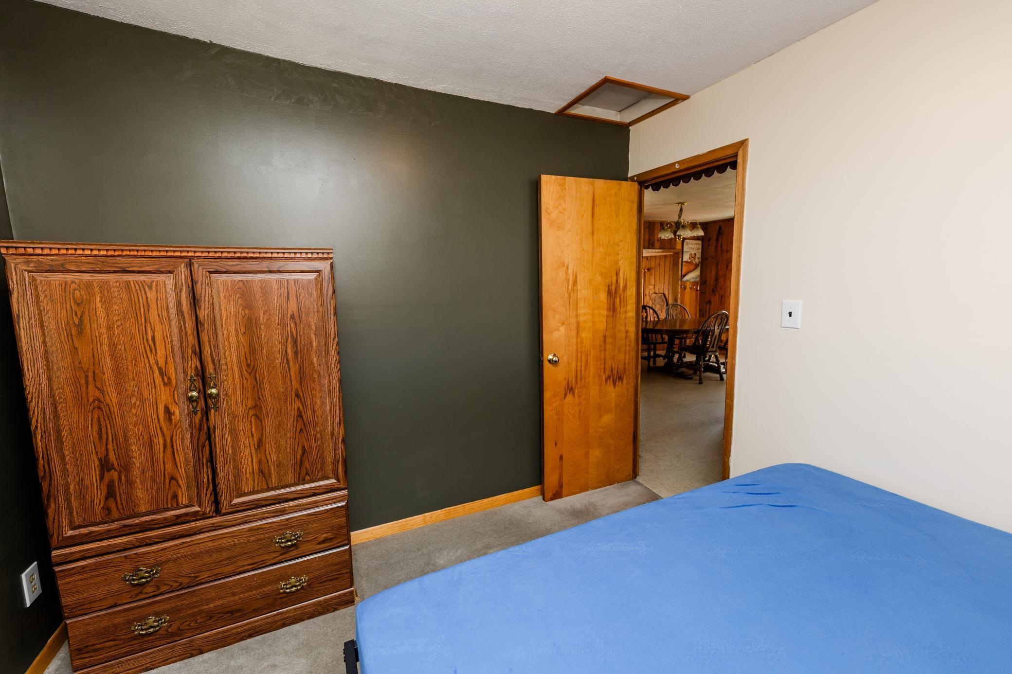 Bedroom 1 - Main Level