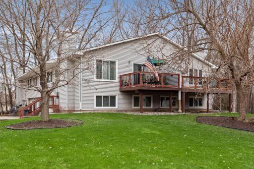 Beautiful setting in quiet Inver Grove Heights neighborhood