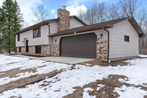Photo for 37098 Woodland Drive, Cohasset, MN 55721 - listing #7052052 37098 Woodland Drive, Cohasset, MN 55721