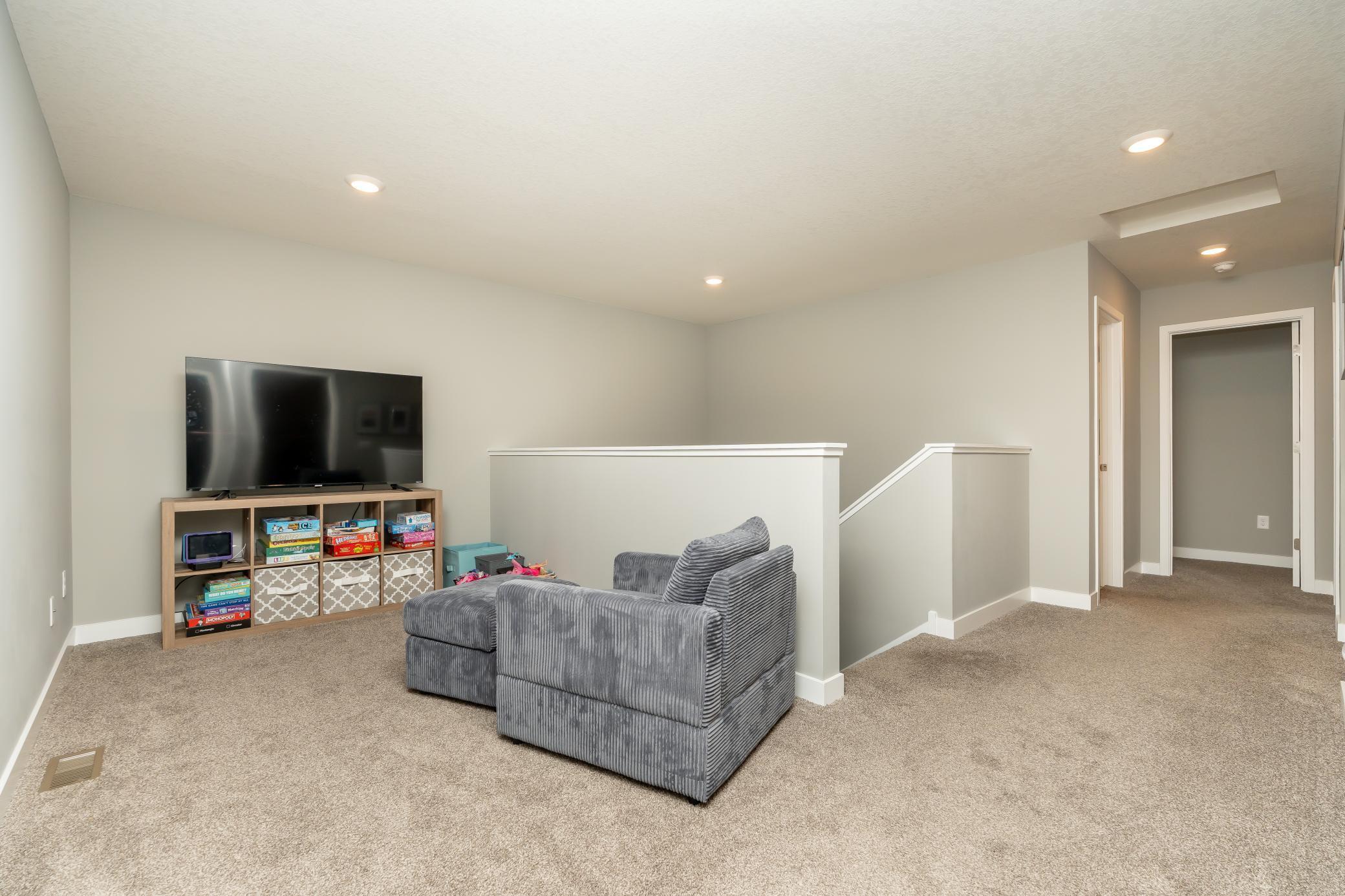 Upper level loft area outside all 5 bedrooms