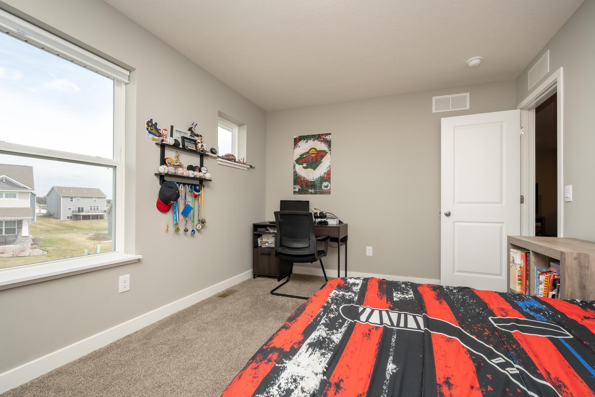 Bedroom #4 continued