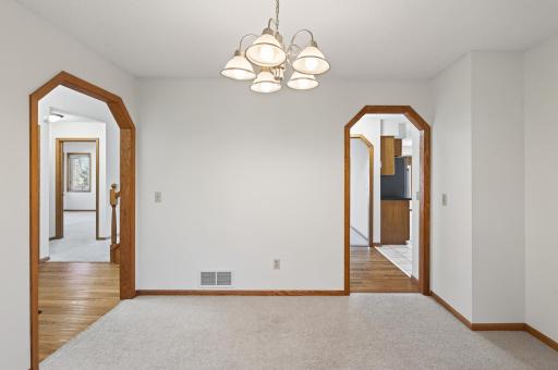 2970 Western Avenue N, Saint Paul, MN 55113