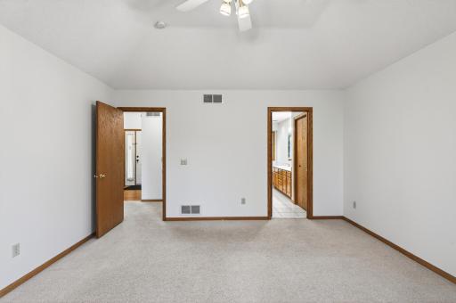 2970 Western Avenue N, Saint Paul, MN 55113