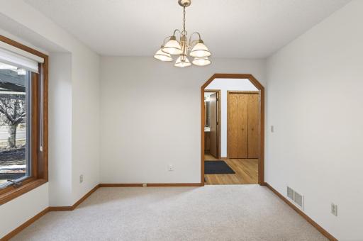 2970 Western Avenue N, Saint Paul, MN 55113