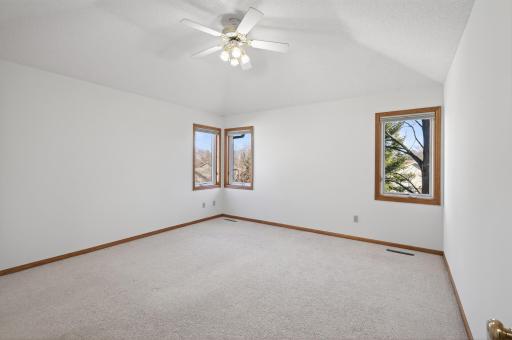 2970 Western Avenue N, Saint Paul, MN 55113
