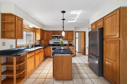 2970 Western Avenue N, Saint Paul, MN 55113