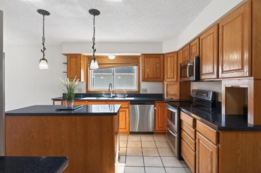 2970 Western Avenue N, Saint Paul, MN 55113