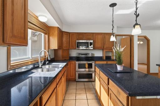 2970 Western Avenue N, Saint Paul, MN 55113