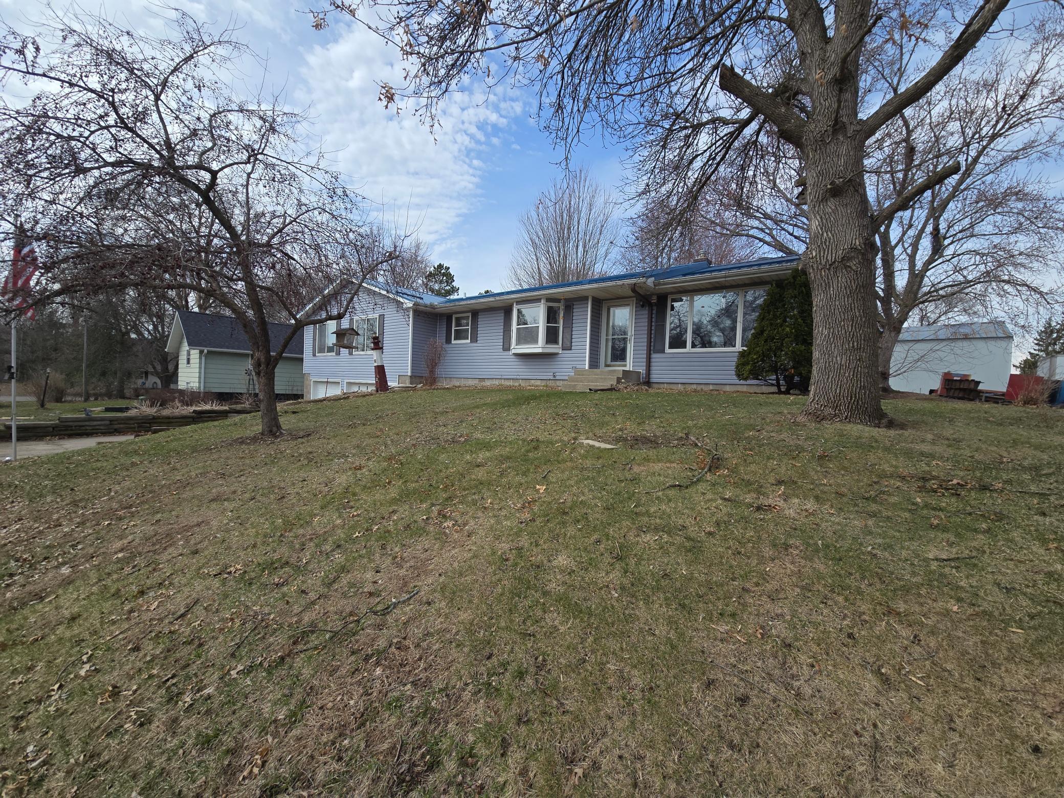 113 3rd St 1000049837.jpg