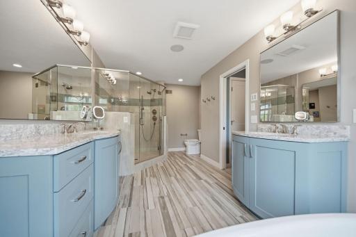 11503 Armstrong Court, Inver Grove Heights, MN 55077