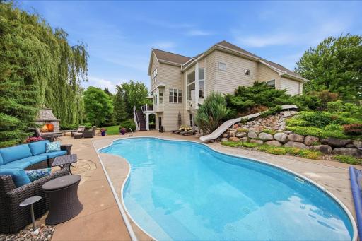 11503 Armstrong Court, Inver Grove Heights, MN 55077