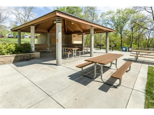 11503 Armstrong Court, Inver Grove Heights, MN 55077