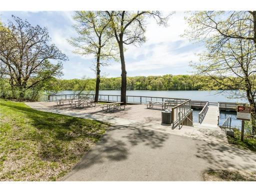 11503 Armstrong Court, Inver Grove Heights, MN 55077