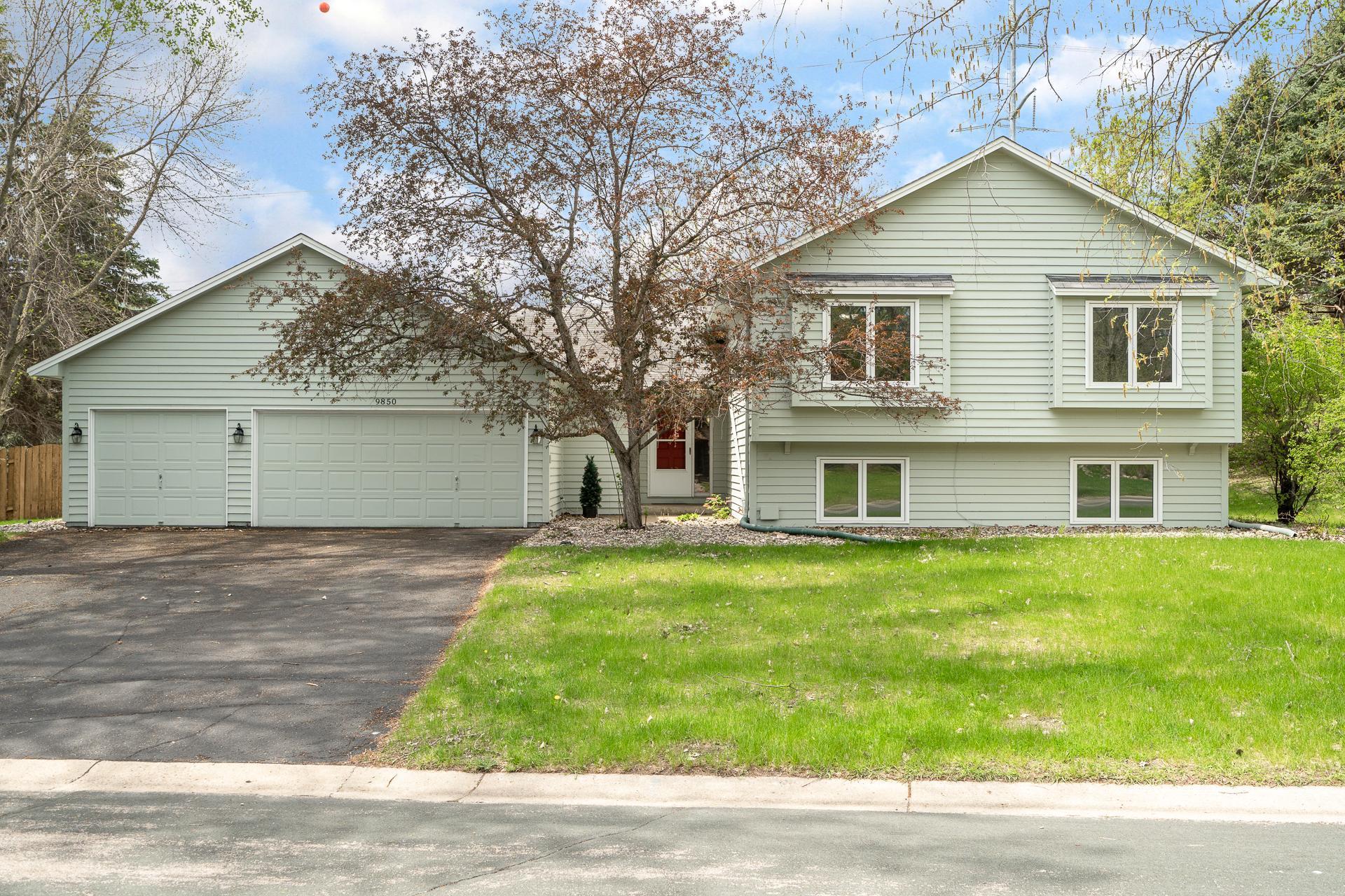 9850 Laguna Circle MLS-2.jpg