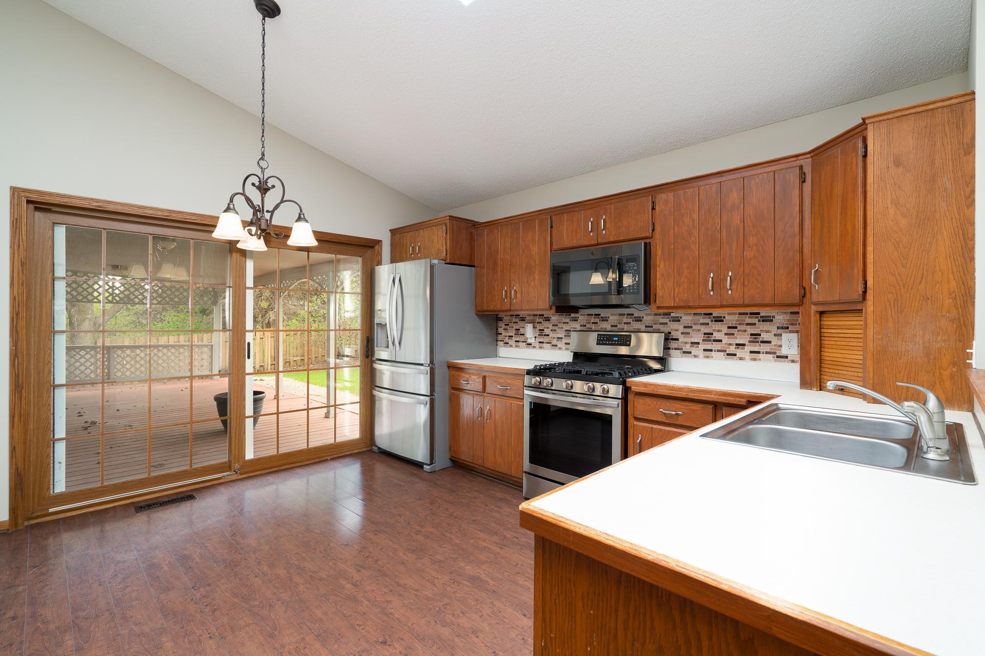 9850 Laguna Circle MLS-14.jpg