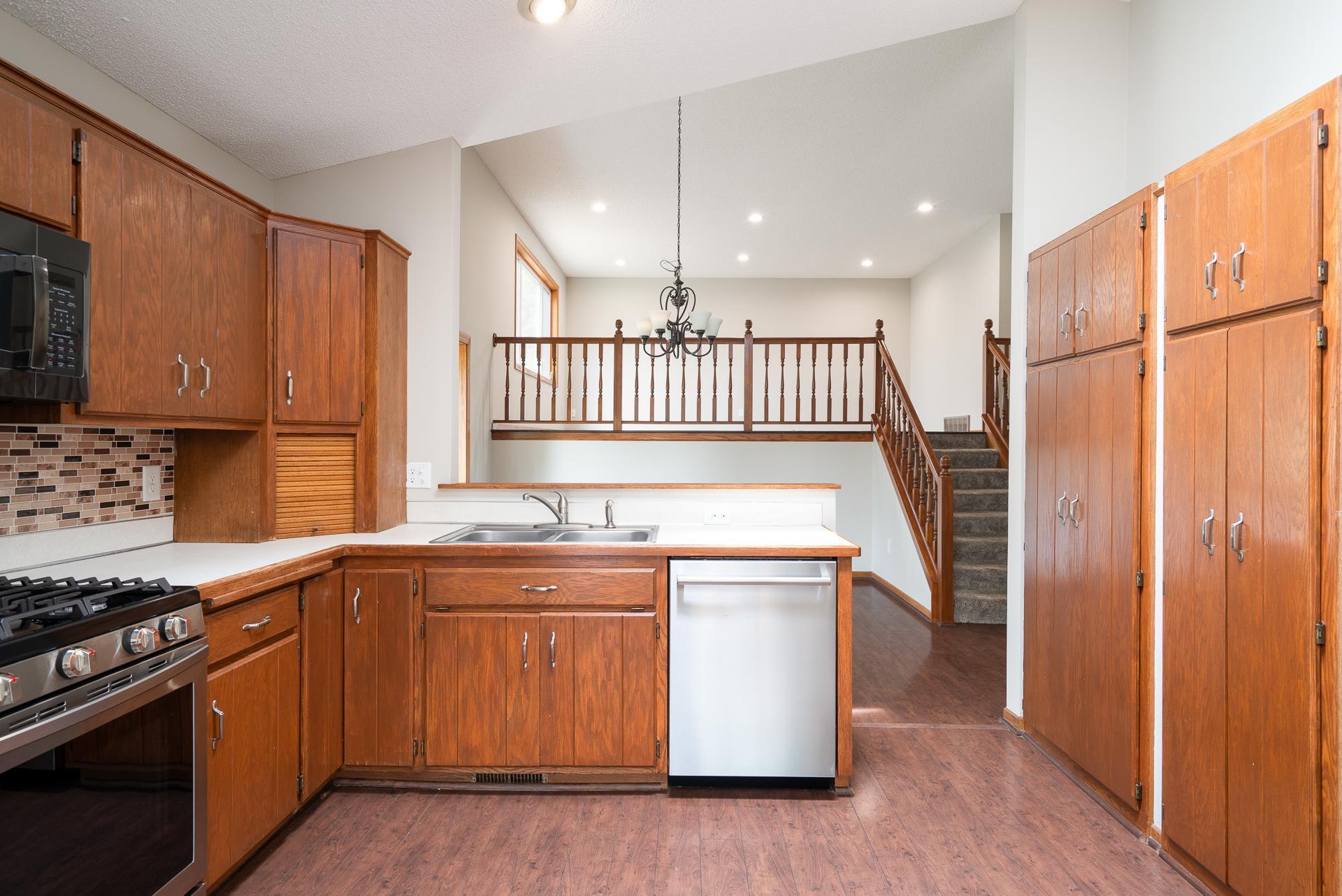 9850 Laguna Circle MLS-16.jpg