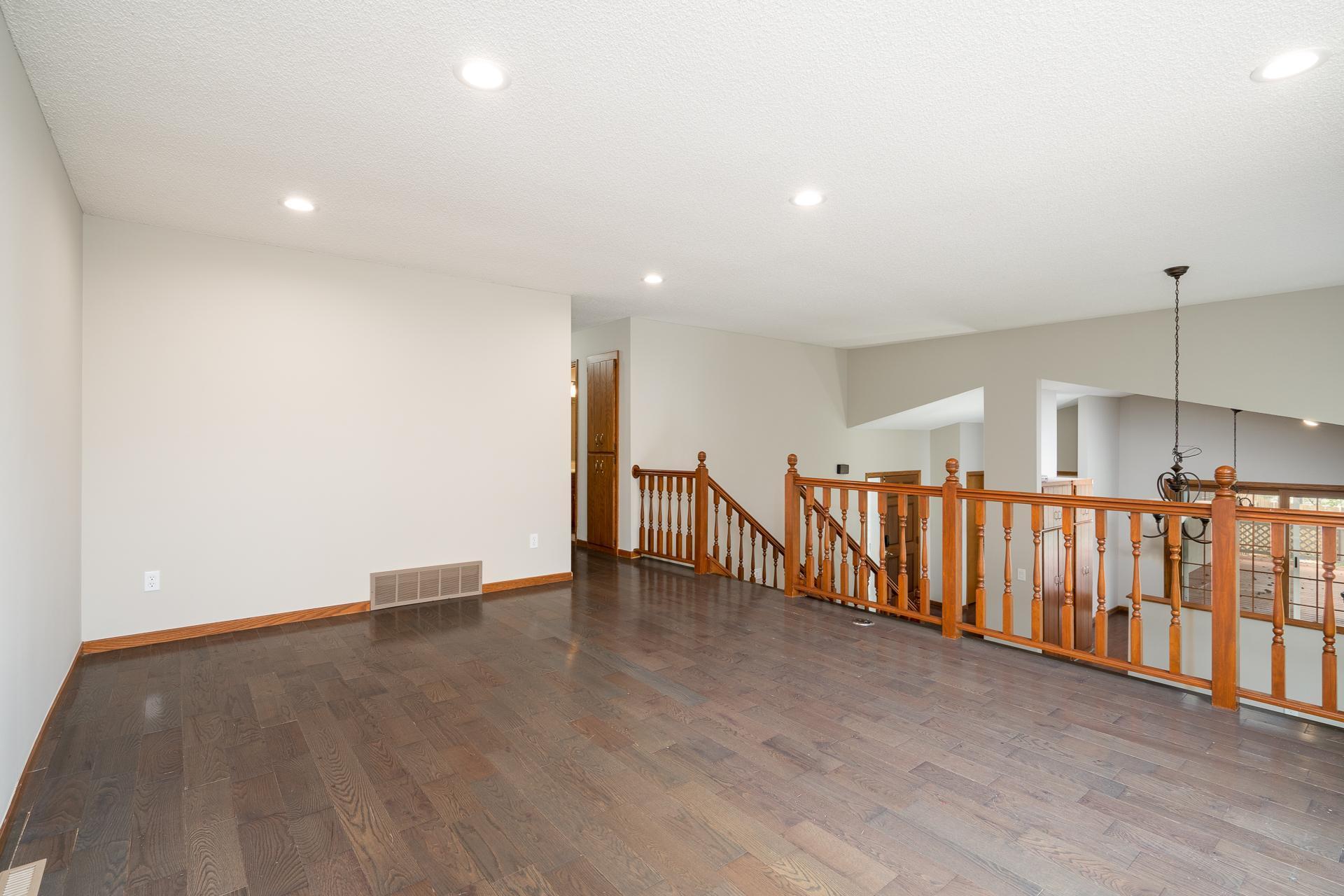 9850 Laguna Circle MLS-18.jpg