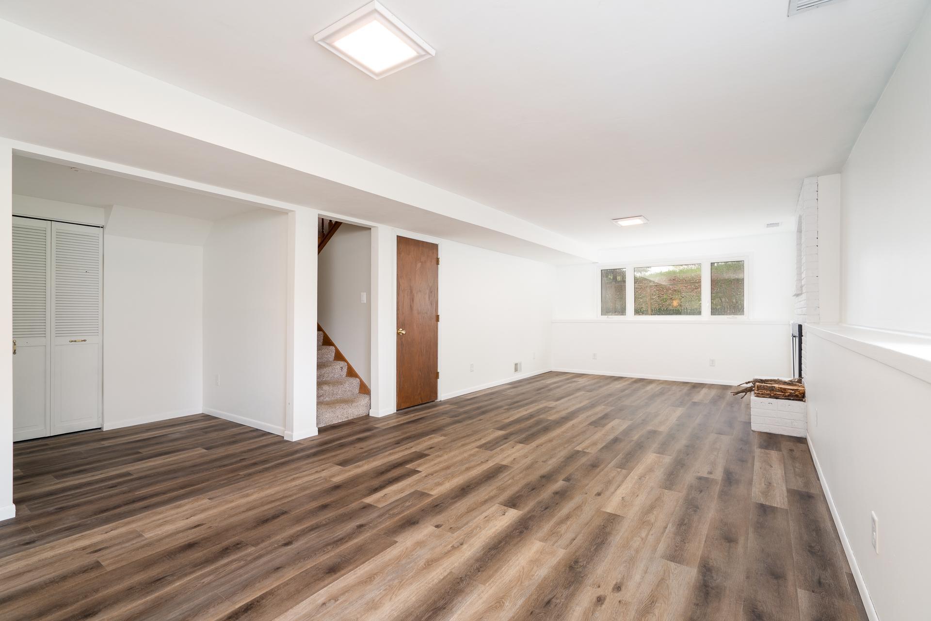 9850 Laguna Circle MLS-28.jpg