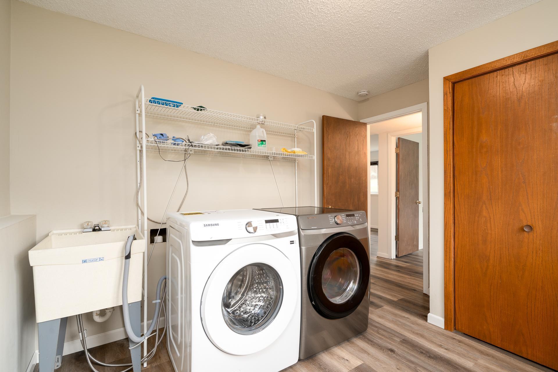 9850 Laguna Circle MLS-34.jpg