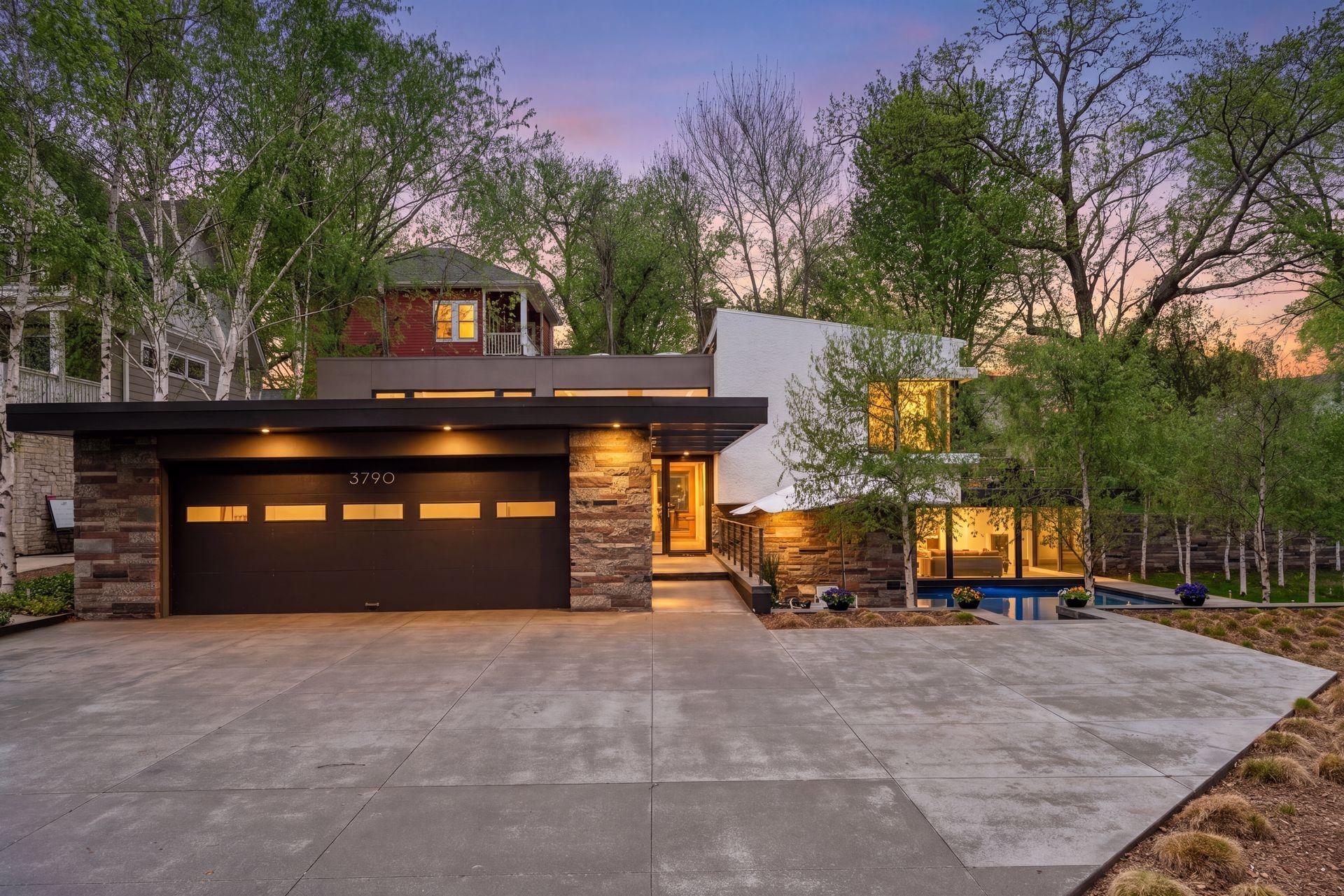 Heated driveway. Space for parking 7 vehicles.