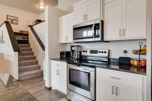954 28th Avenue W, West Fargo, ND 58078