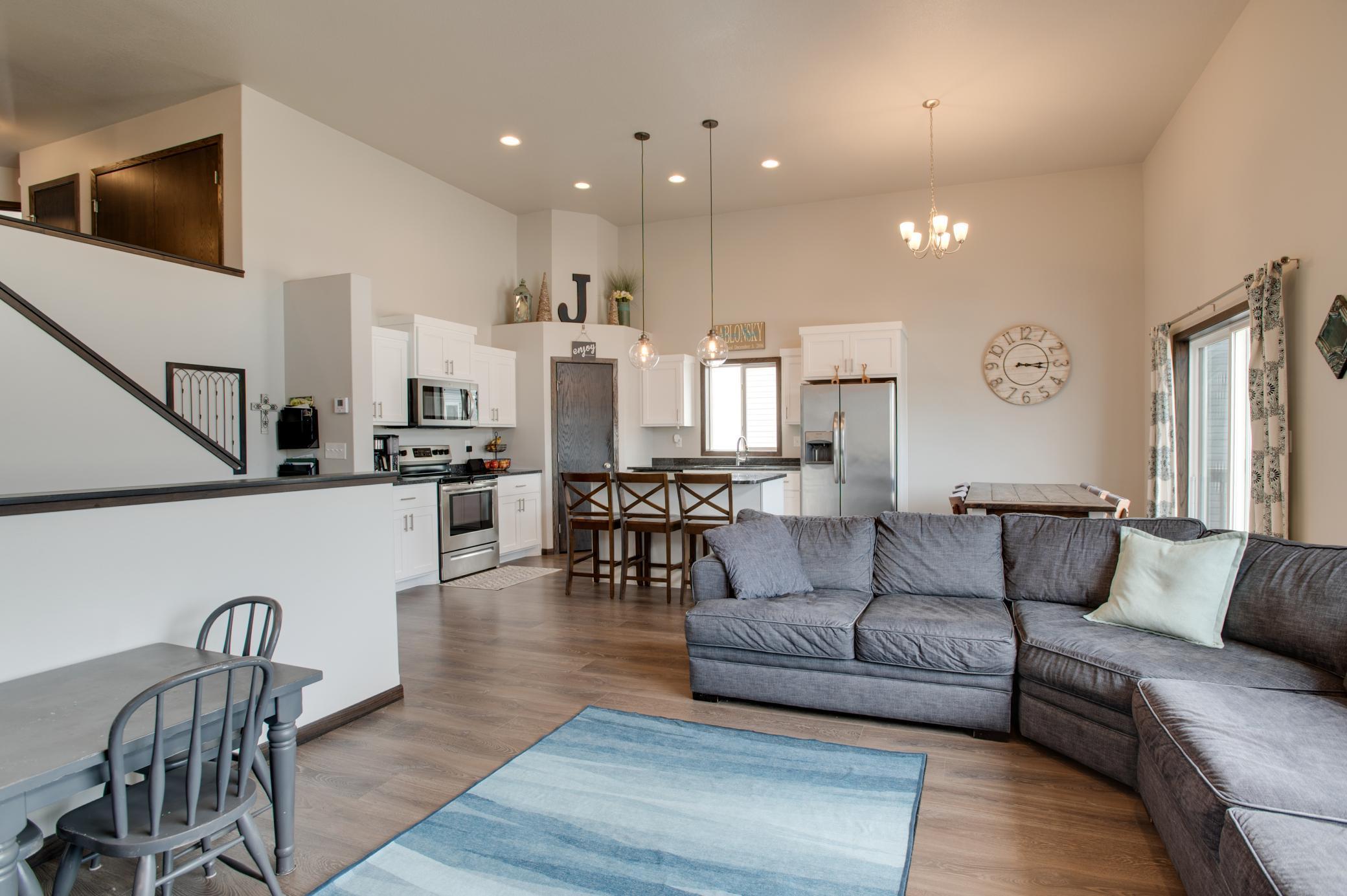 Living Room / Kitchen