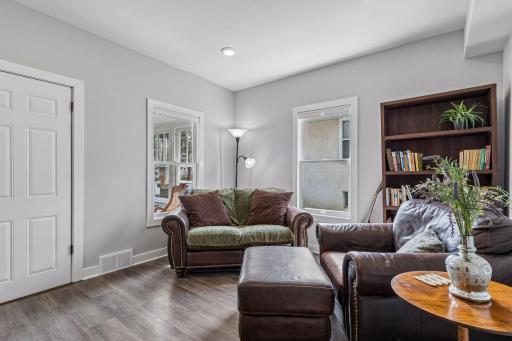 3154 Cleveland Street Northeast 0009.jpg