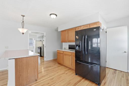 524 37th Avenue NE, Minneapolis, MN 55421