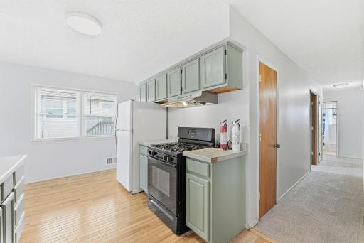 524 37th Avenue NE, Minneapolis, MN 55421