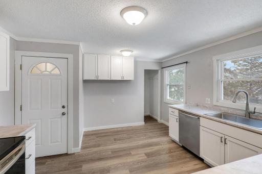 3279 Library Lane, Minneapolis, MN 55426