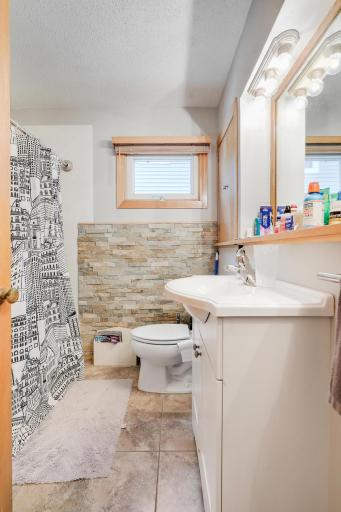 3279 Library Lane, Minneapolis, MN 55426