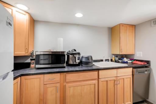 3279 Library Lane, Minneapolis, MN 55426
