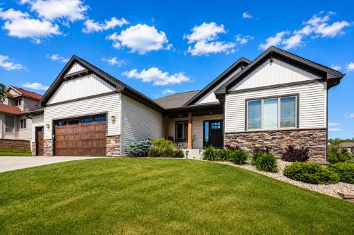 1936 Kerry Drive NE, Rochester, MN 55906