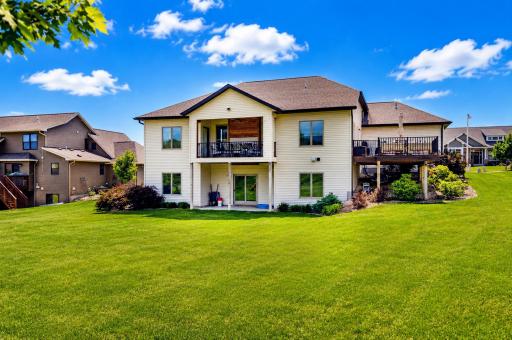 1936 Kerry Drive NE, Rochester, MN 55906