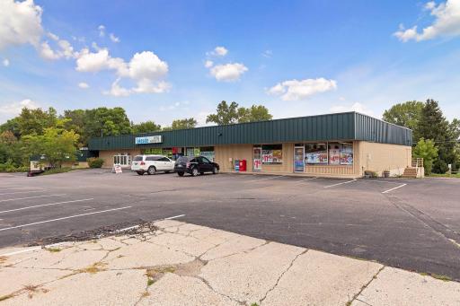 1575 Long Lake Boulevard - Spacecrafting - 0077.jpg