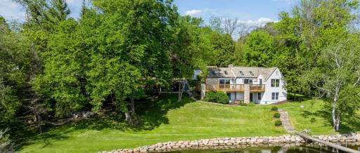 1575 Long Lake Boulevard - Spacecrafting - 0055cr.jpg