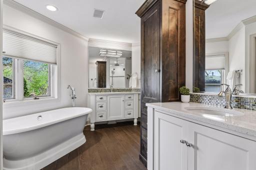 18217 Woolman Drive, Minnetonka, MN 55345