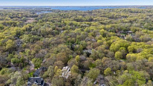 Located just 1.4 miles to Lake Minnetonka's Carson's Bay Boat Launch.