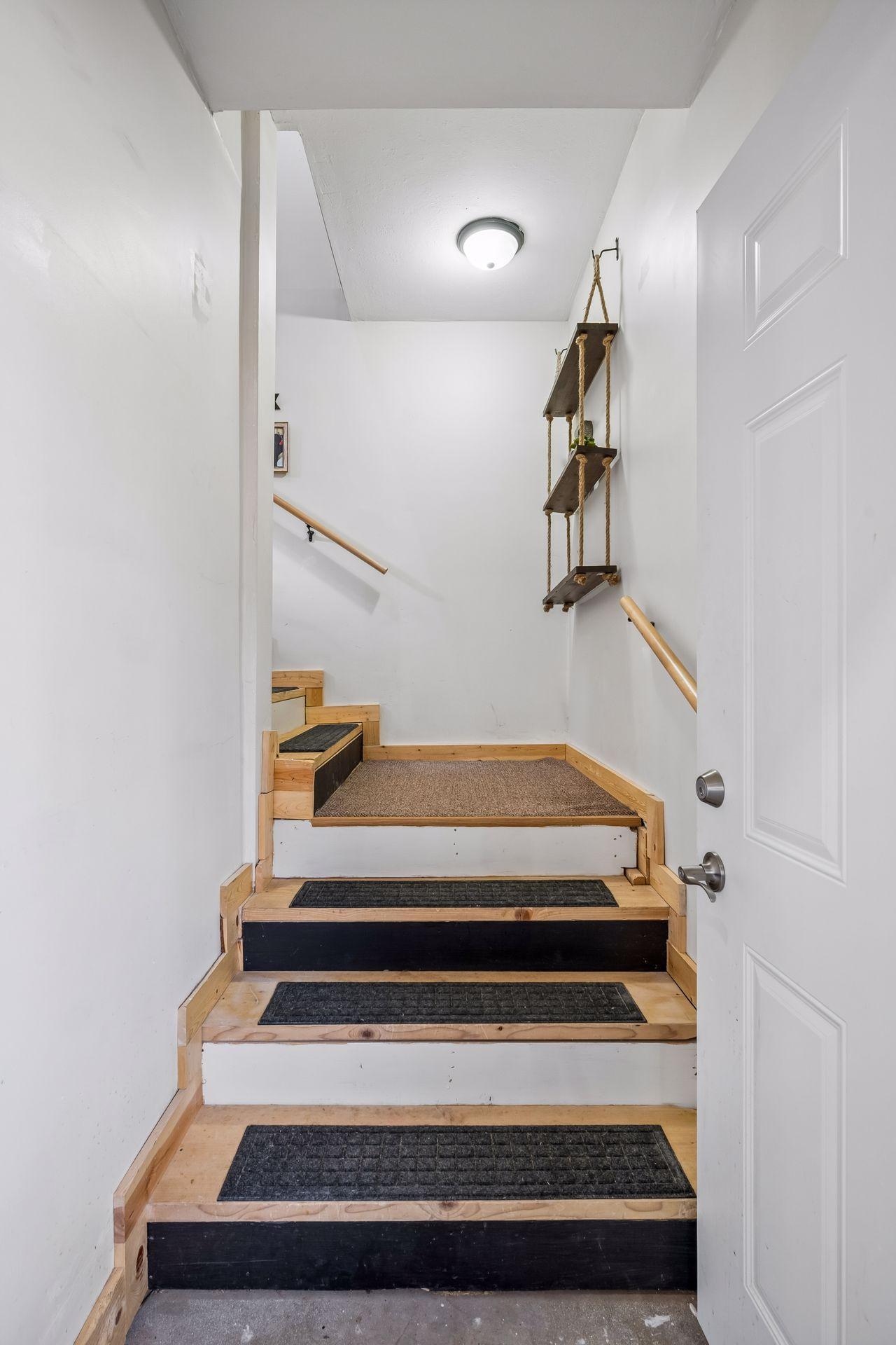 12693 Kemmery Lane - Spacecrafting - 0009.jpg