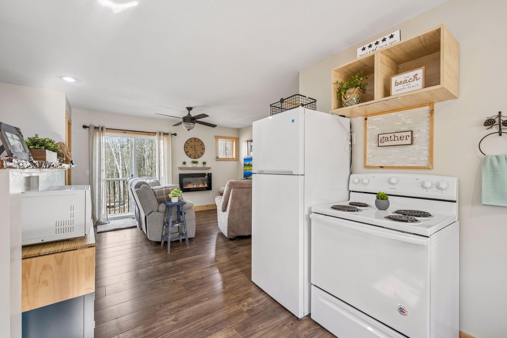 12693 Kemmery Lane - Spacecrafting - 0014.jpg