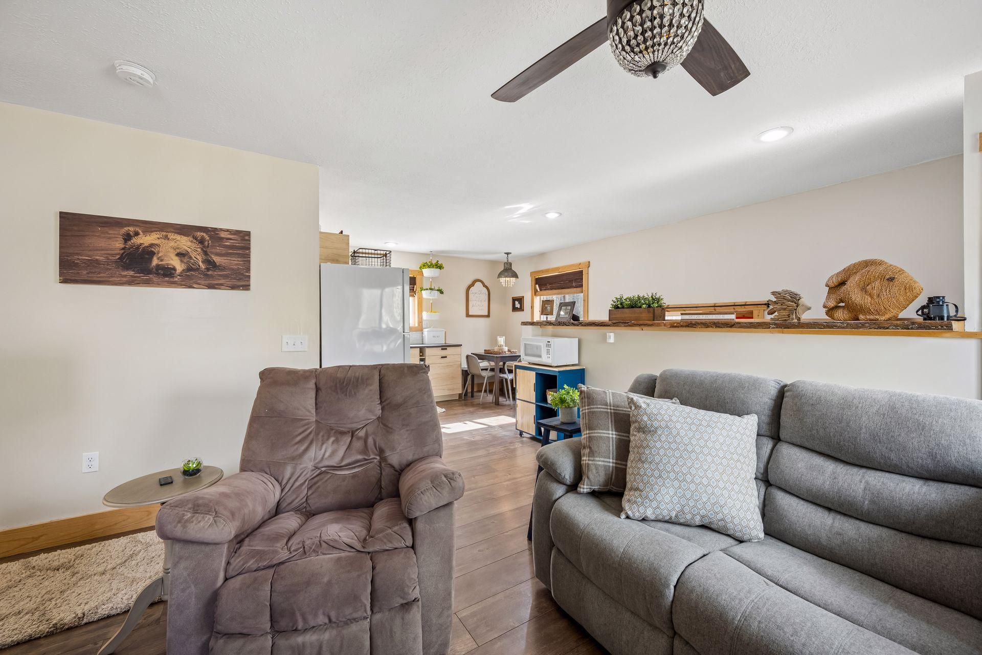 12693 Kemmery Lane - Spacecrafting - 0017.jpg