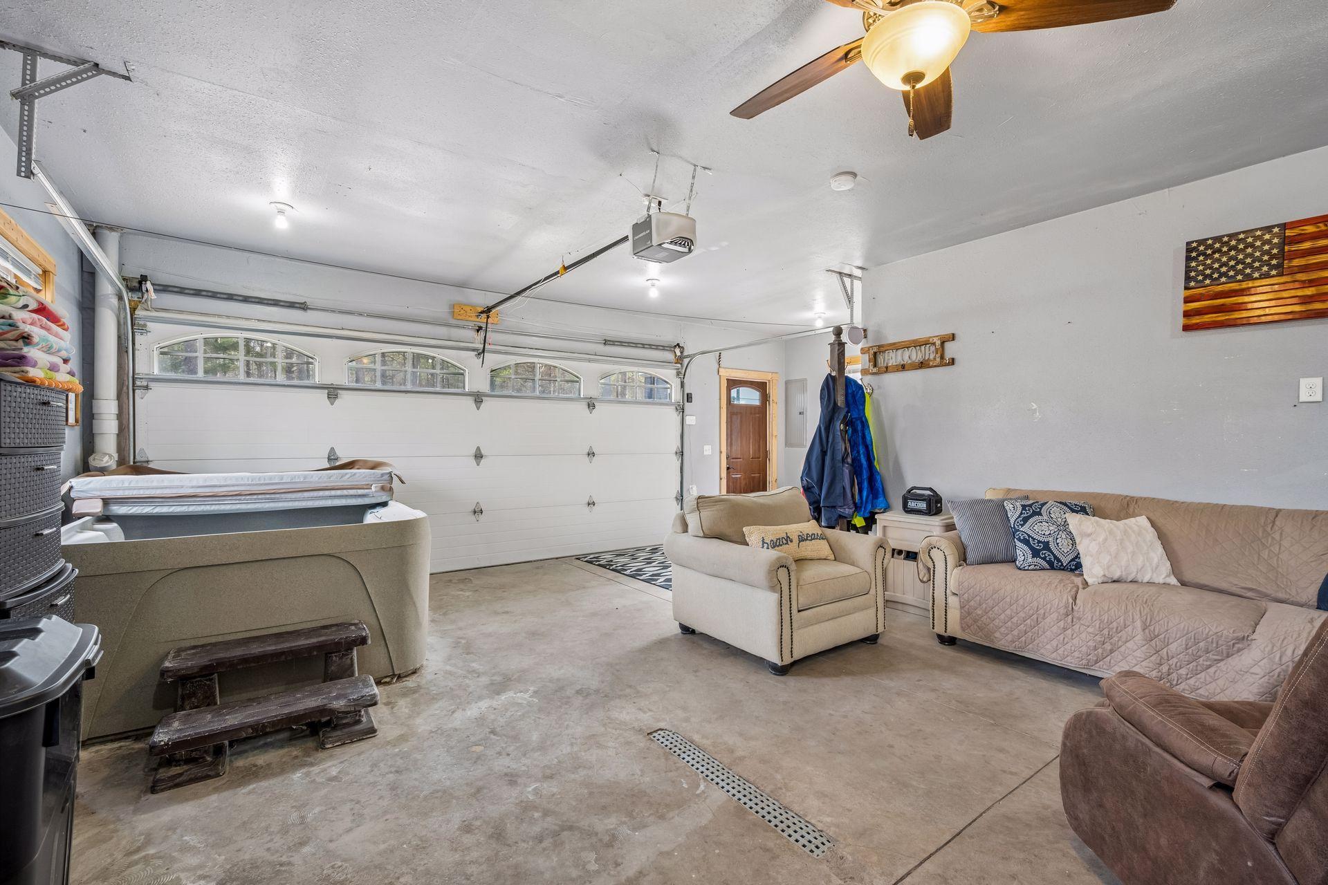 12693 Kemmery Lane - Spacecrafting - 0007.jpg