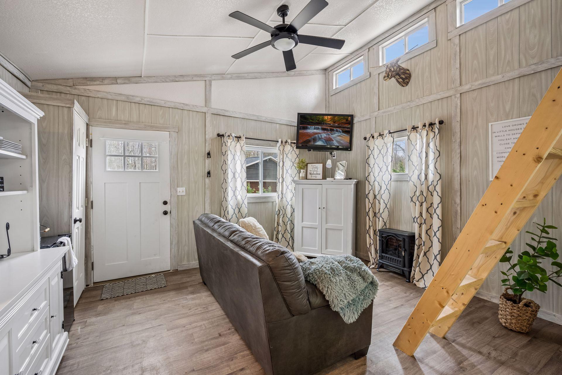 12693 Kemmery Lane - Spacecrafting - 0026.jpg